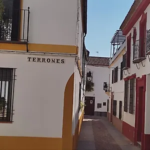 San Basilio's Red House Bed & Breakfast Cordoba